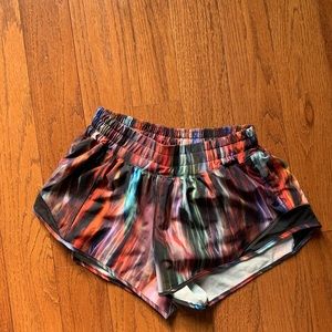 Lululemon Hotty hot shorts size 4 regular